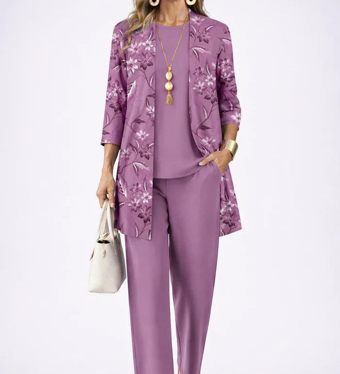 Elsera – Elegant three-piece set in a classic style