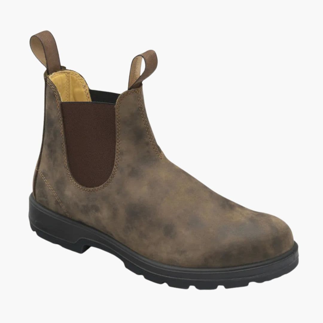 Men's Chelsea boots with elastic inserts