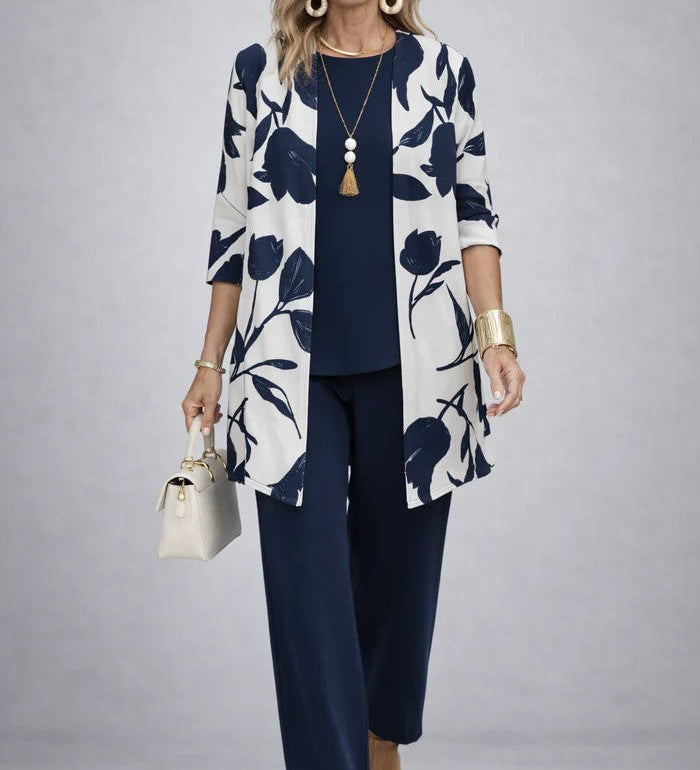 Elsera – Elegant three-piece set in a classic style