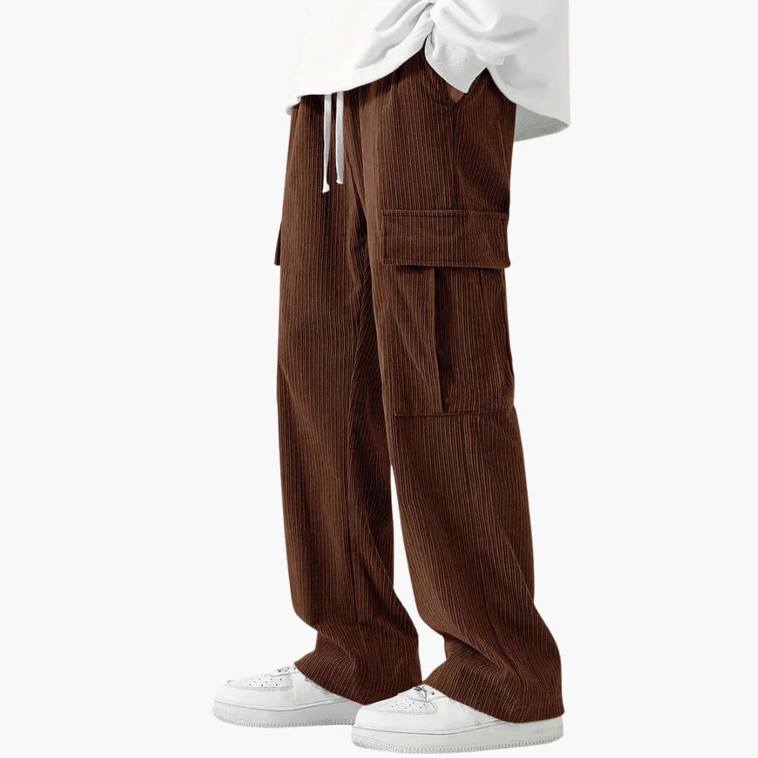 Men's cargo pants in corduroy with loose fit