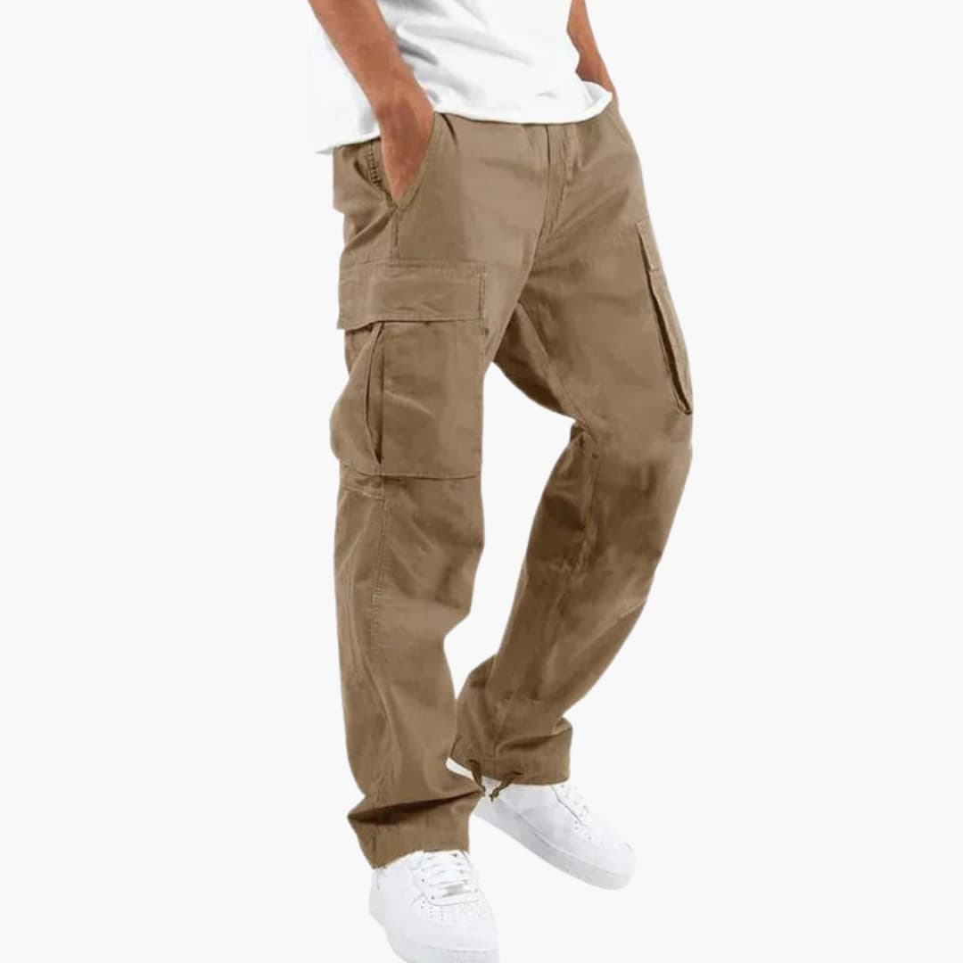 Men's cargo pants with elastic waistband and flap pockets