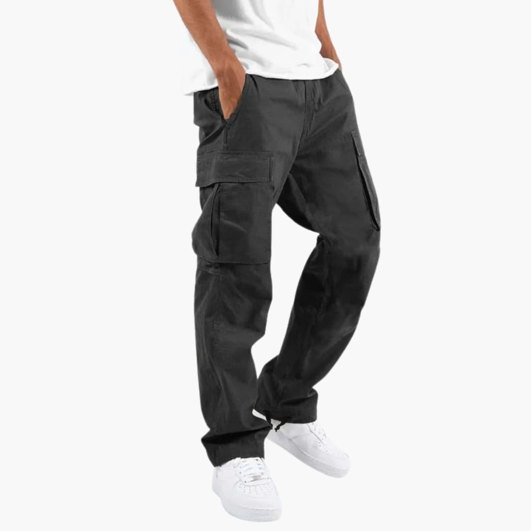 Men's cargo pants with elastic waistband and flap pockets