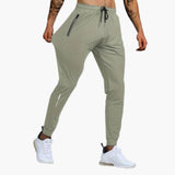 Men's sports pants with zippered pockets