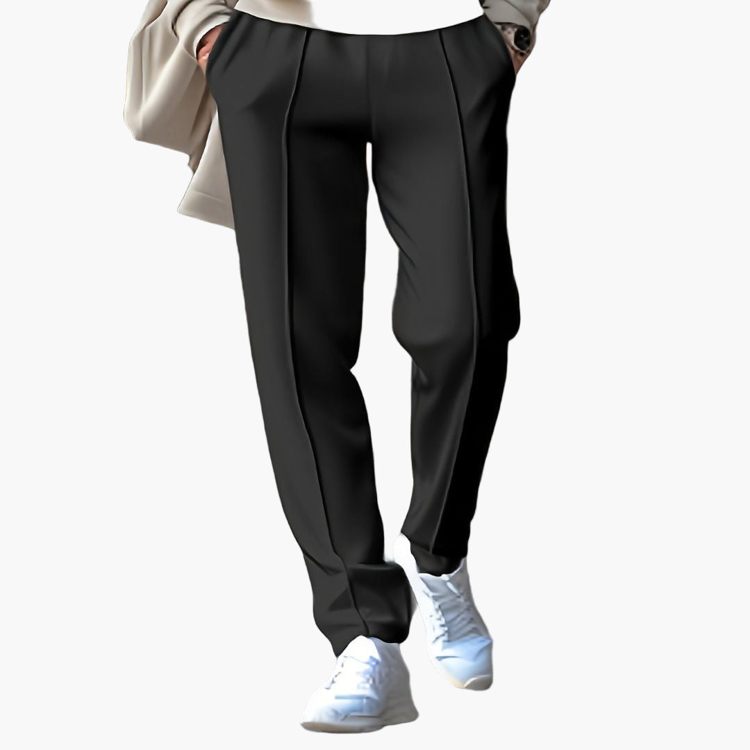 Men's pants with side pockets and elastic waistband