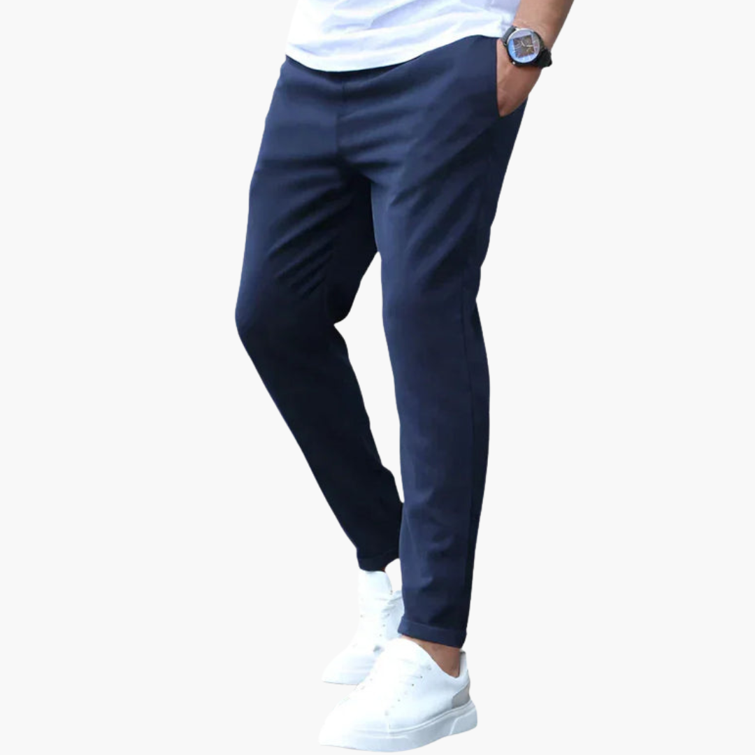 Men's slim fit pants with side and back pockets
