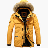 Men's parka with hood and zipper closure