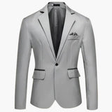 Men's jacket with notched lapel and flap pockets